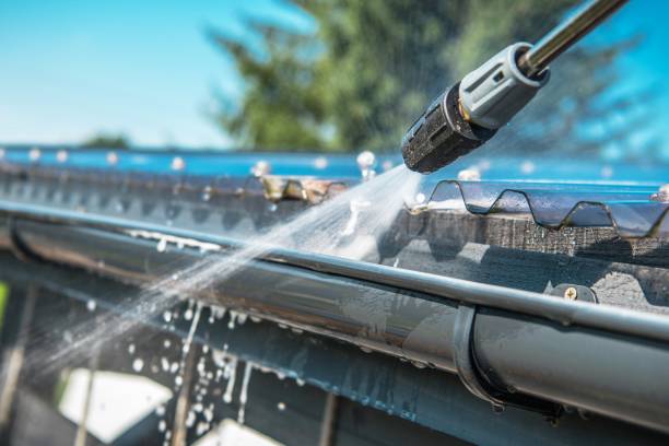 Best Garage Pressure Washing  in Yuba City, CA